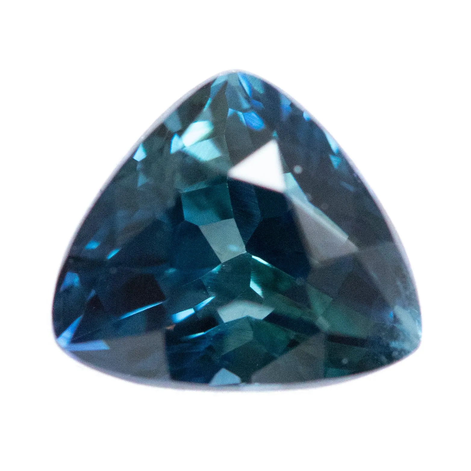 1.55CT TRILLION MADAGASCAR SAPPHIRE, ROYAL BLUE WITH TEAL, UNTREATED, 6.6X6.20MM