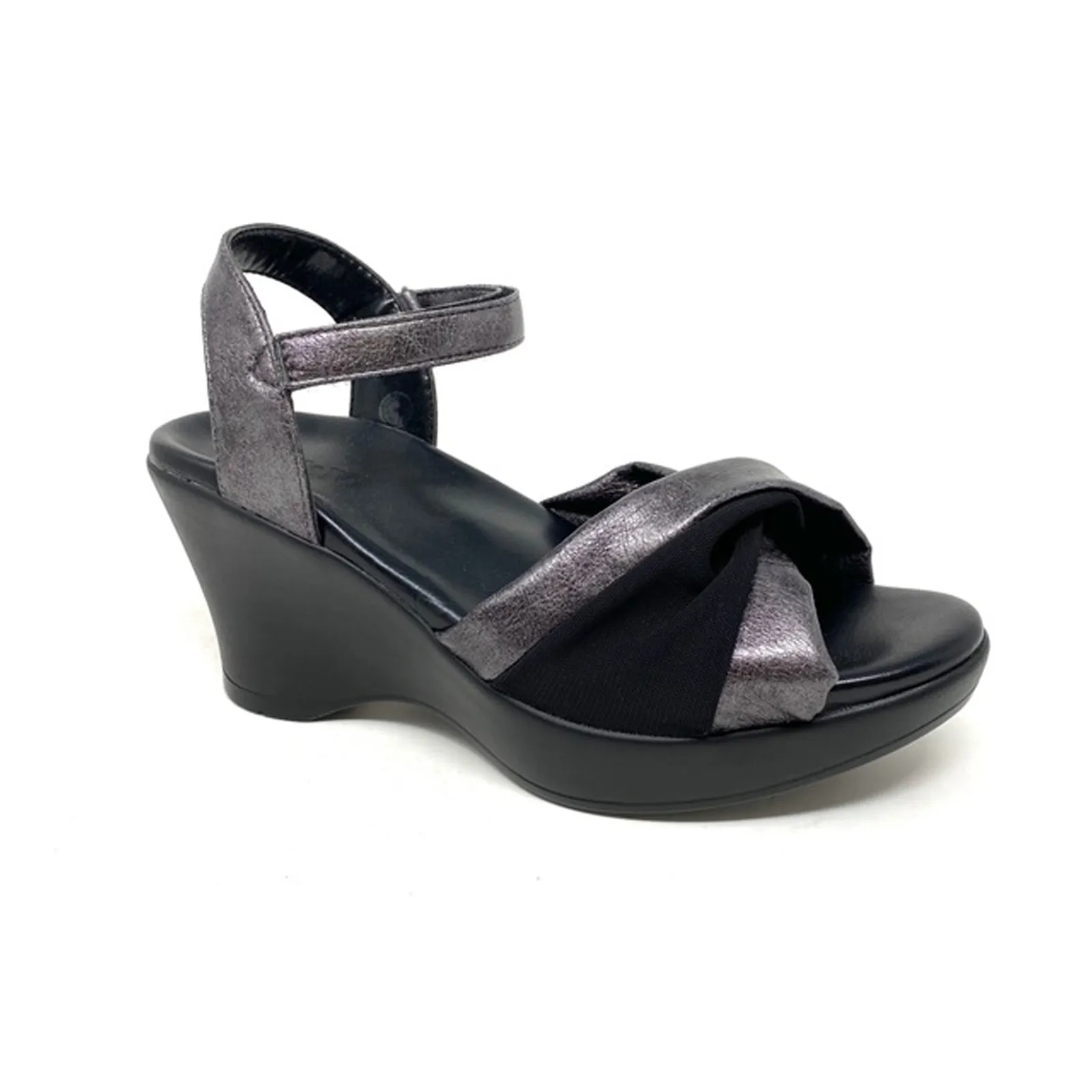 Akaishi Miwa Wedge Sandal (Women) - Silver