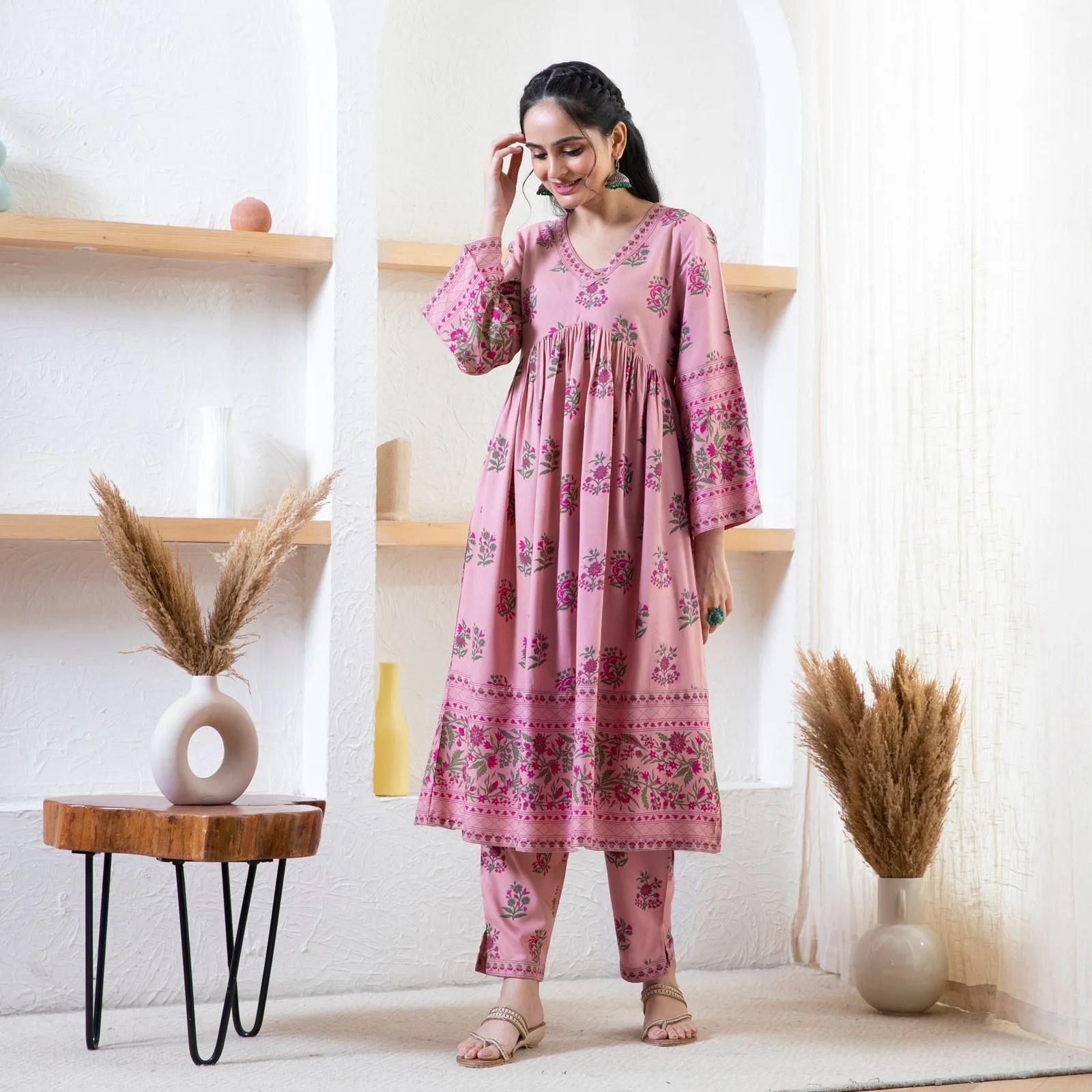 Baby Pink Floral Kurta Pant Set