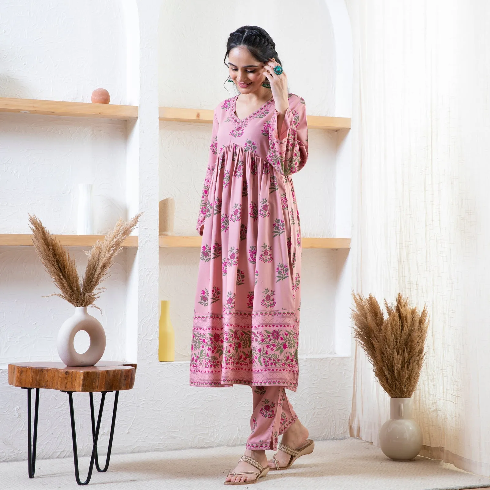 Baby Pink Floral Kurta Pant Set