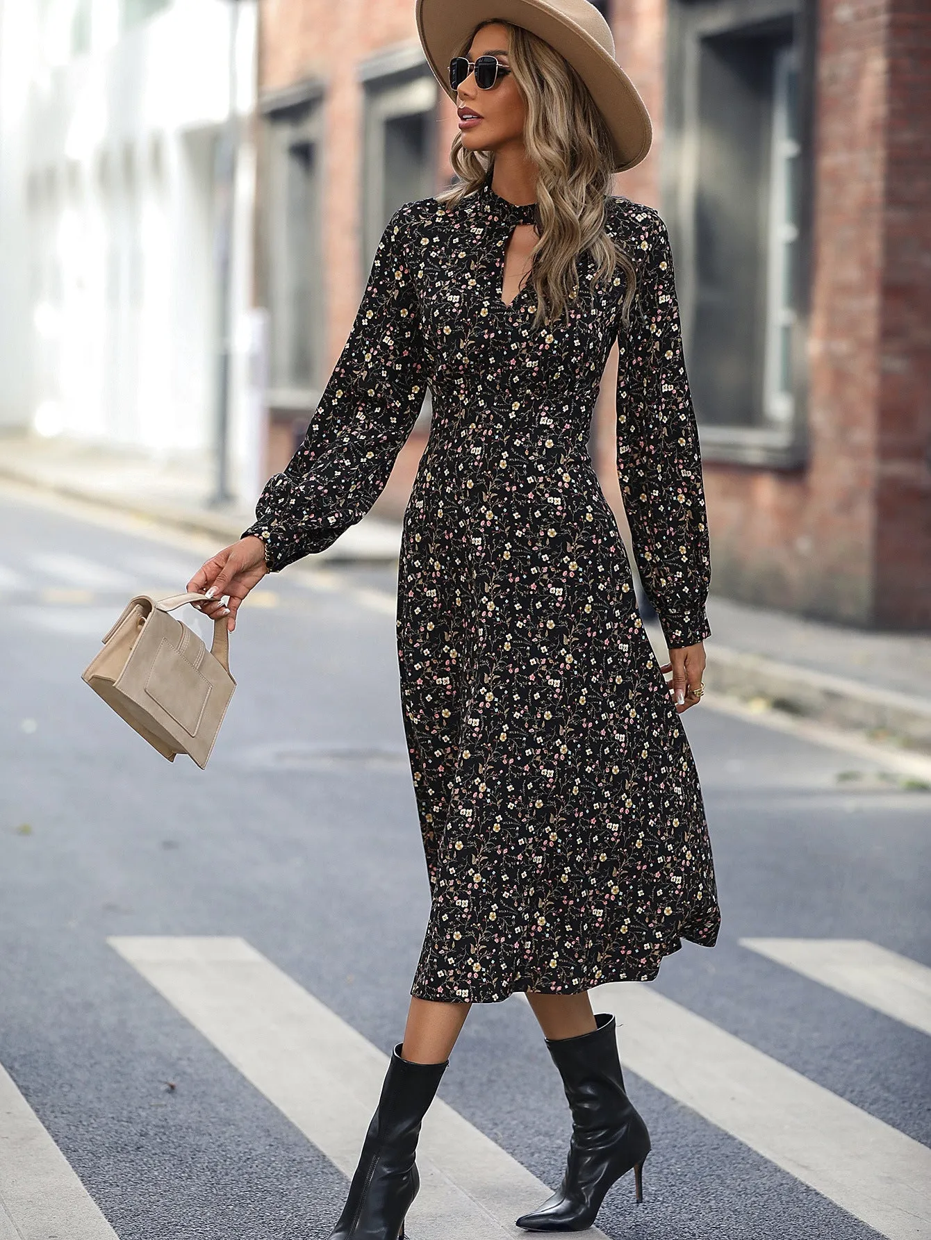 DressBetty - Waist Closing Floral Velvet Dress