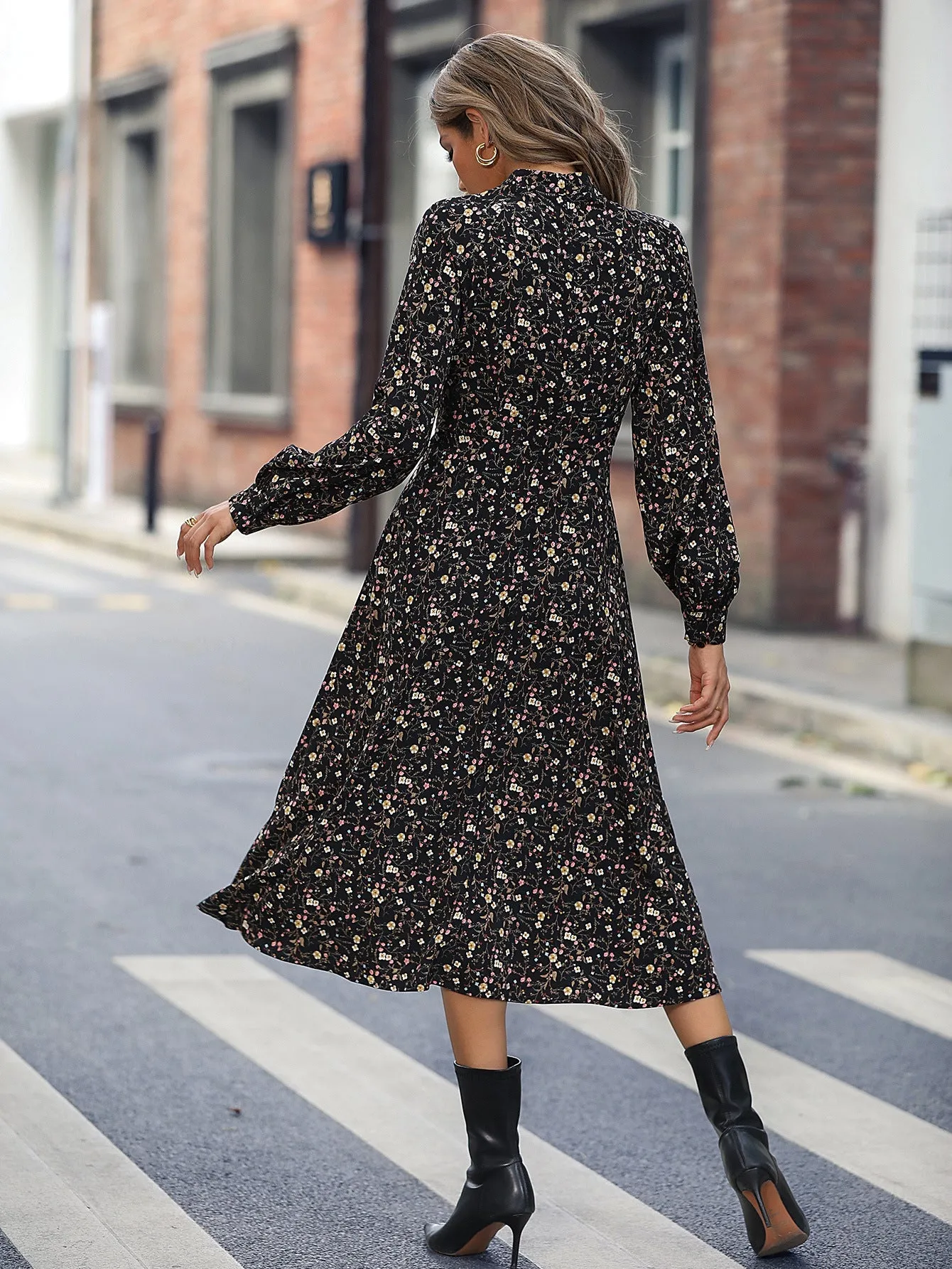 DressBetty - Waist Closing Floral Velvet Dress