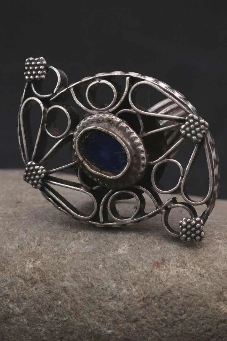 Floral Design Silver Hand Ring