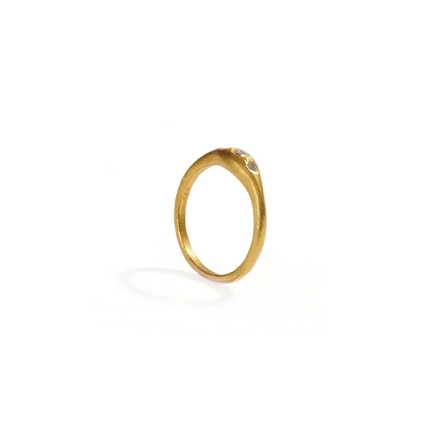 Gold Ring with Three Diamonds