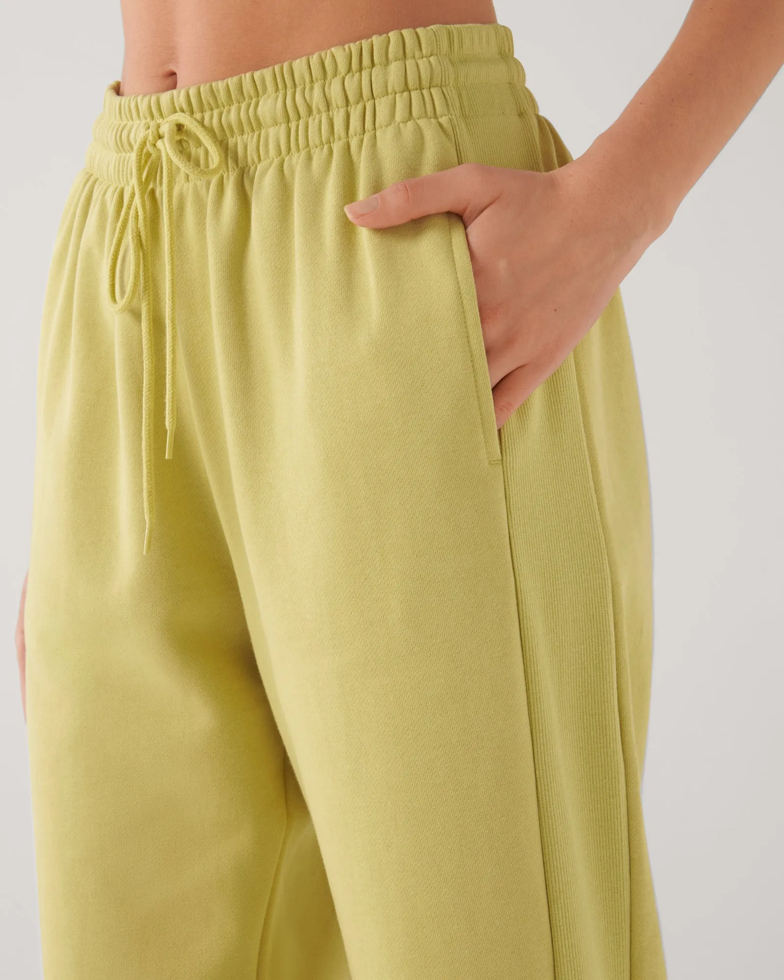 HIGHLINE ORGANIC COTTON TRACKPANTS DUSTY YELLOW