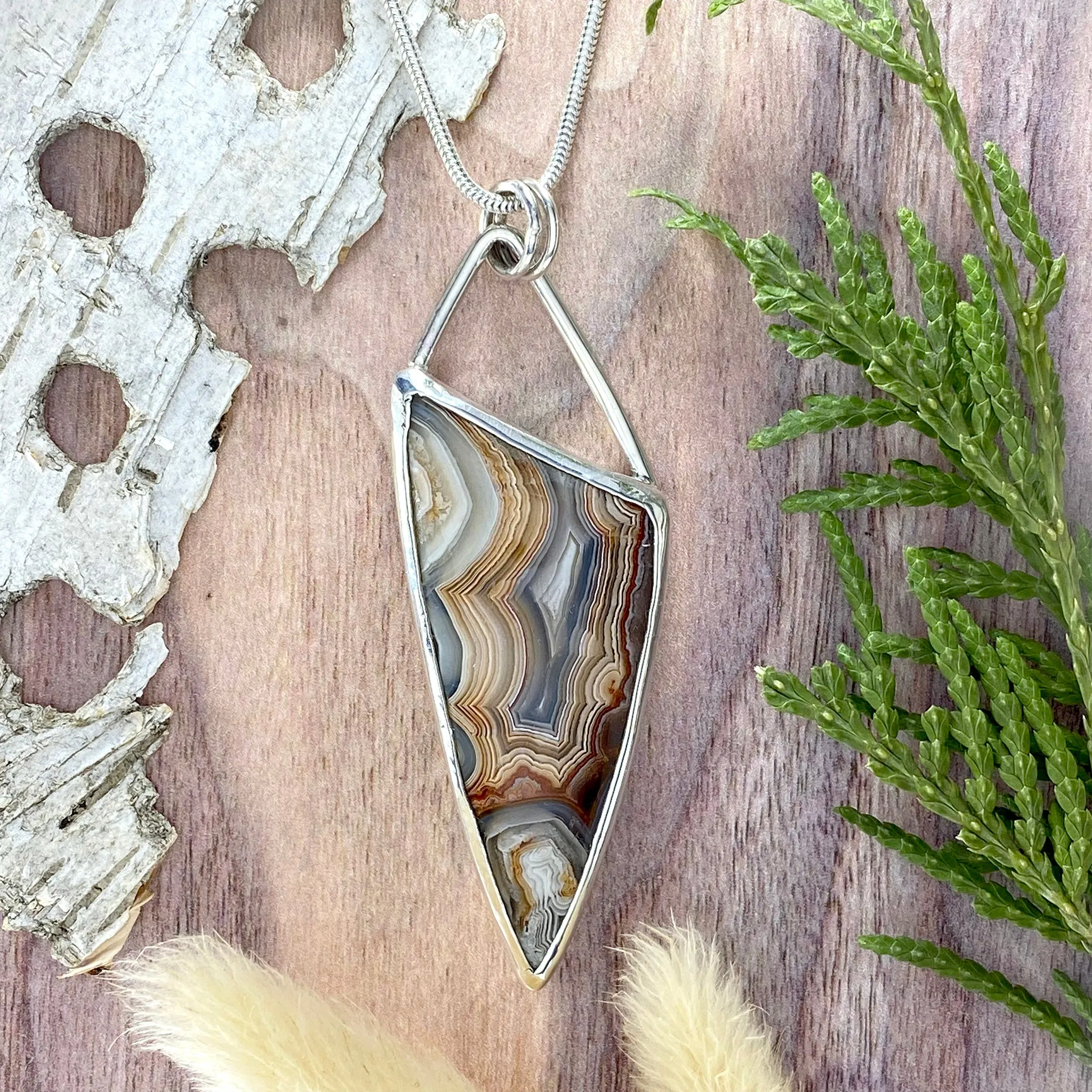 Laguna Lace Agate Pendant