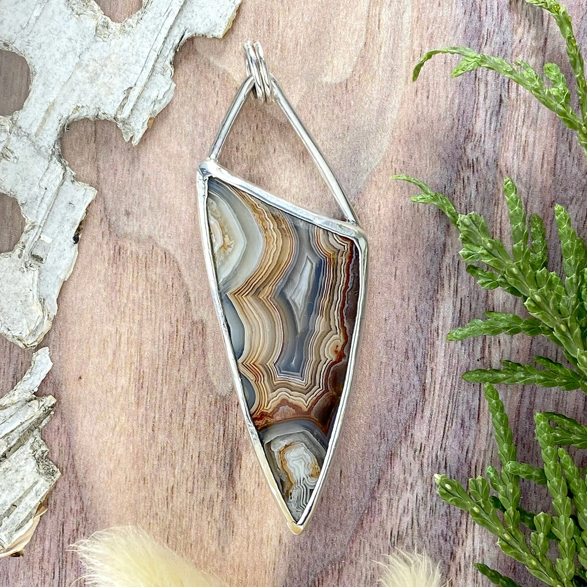 Laguna Lace Agate Pendant