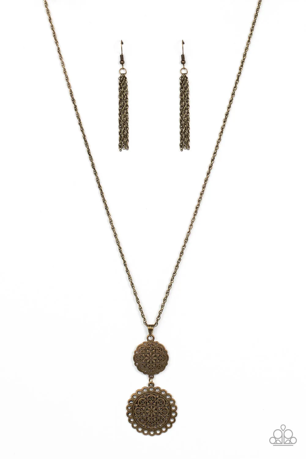 Paparazzi Meet Me At The Garden Gate - Brass Necklace