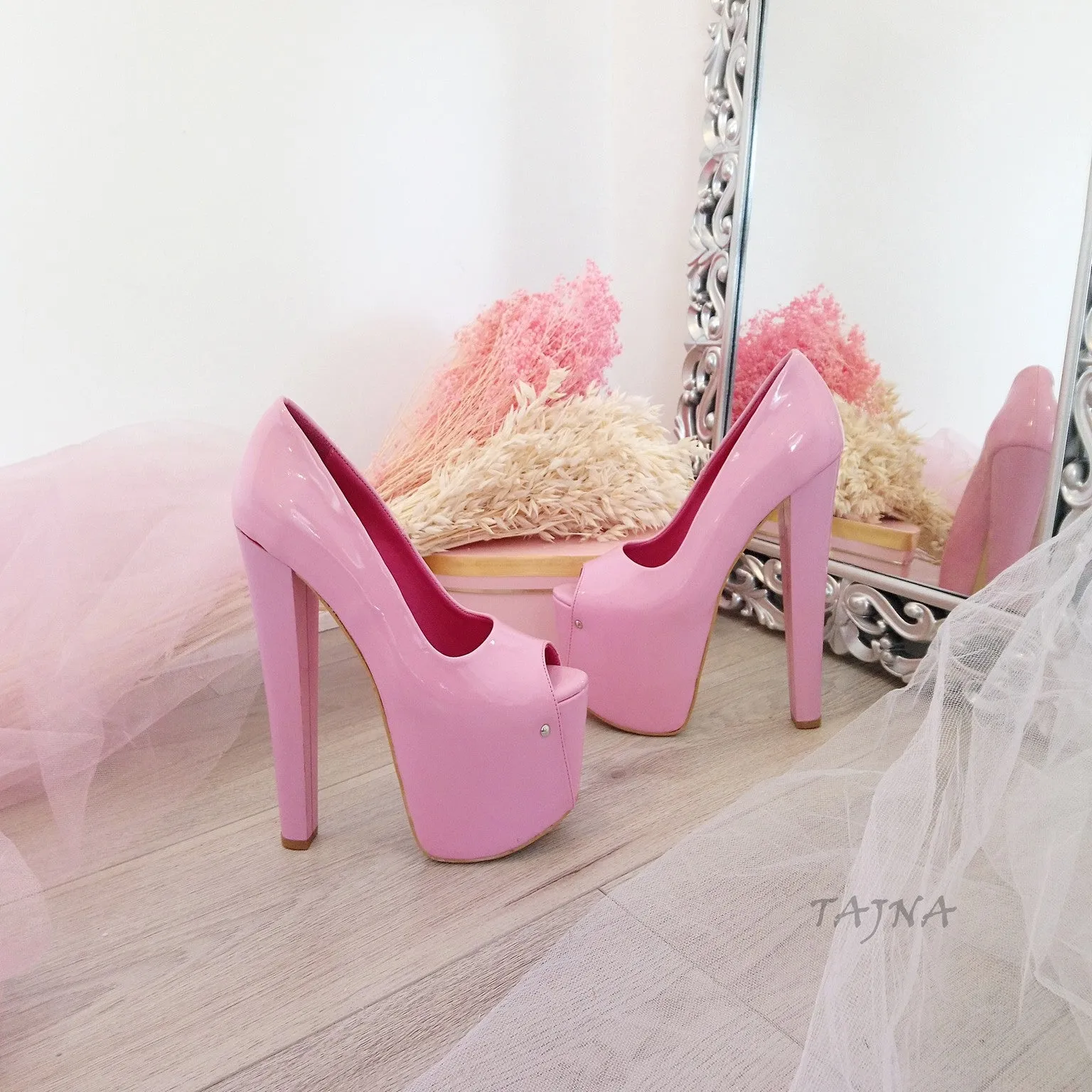 Peep Toe Pink Patent Leather 19 cm High Heel Platform Shoes