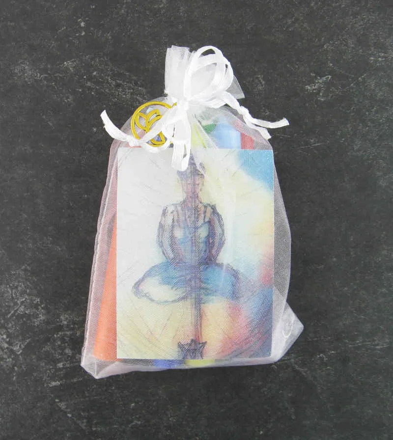 Reiki Infused 7 Chakra Candles Set w/ Lotus Charm