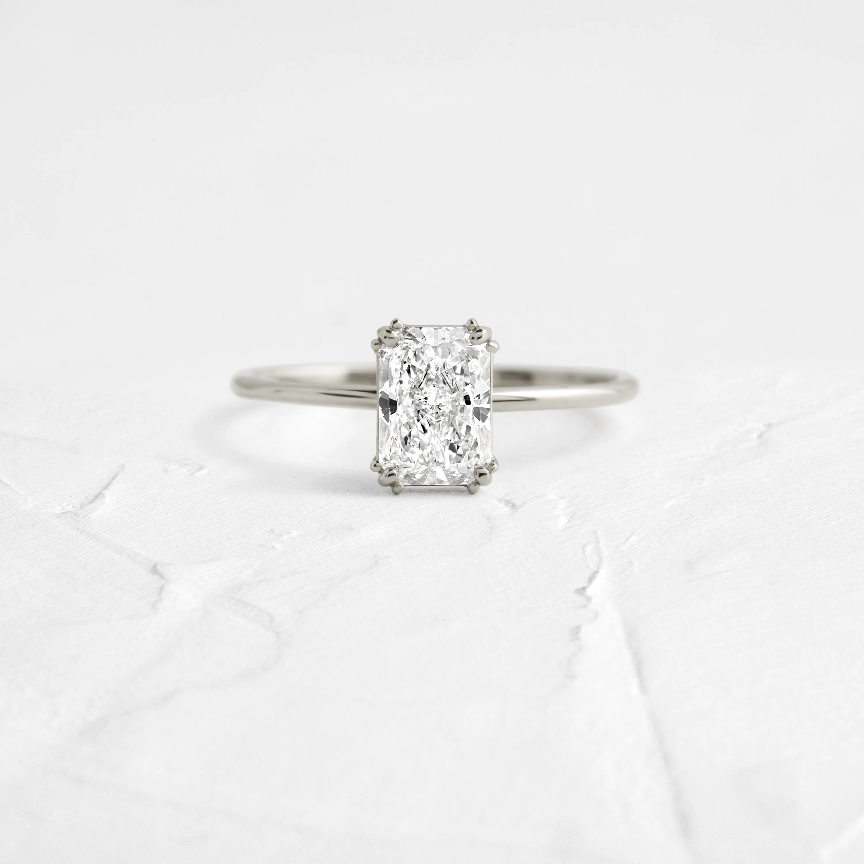 Threaded Ring, Radiant Cut